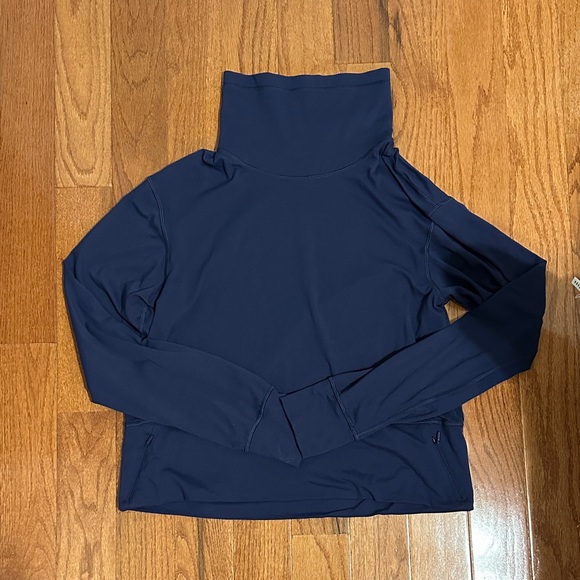 Lululemon Ready to Rulu Pullover - Picture 4 of 6